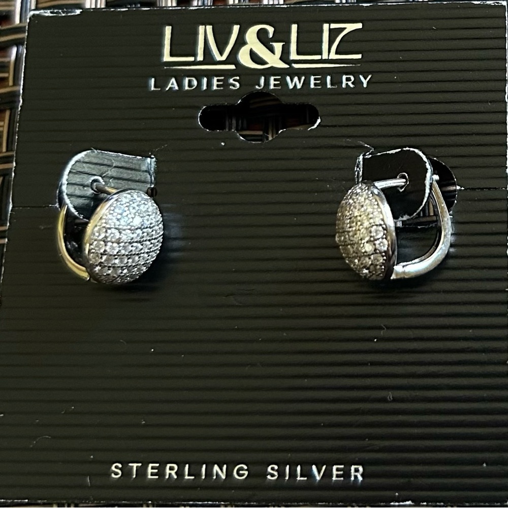 NWT Sterling Silver Pavé Crystal Button Earrings - Picture 5 of 14